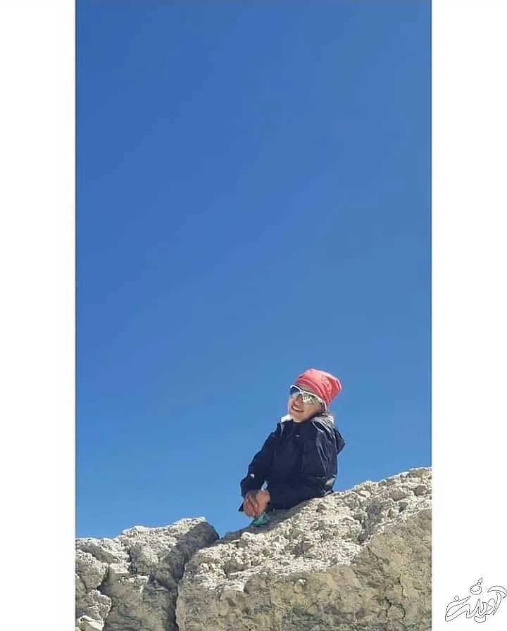  نگار جواهریان